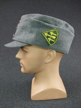 WW2 Finnish Armoured Division Lagus Arrows Cap Badge Merkki