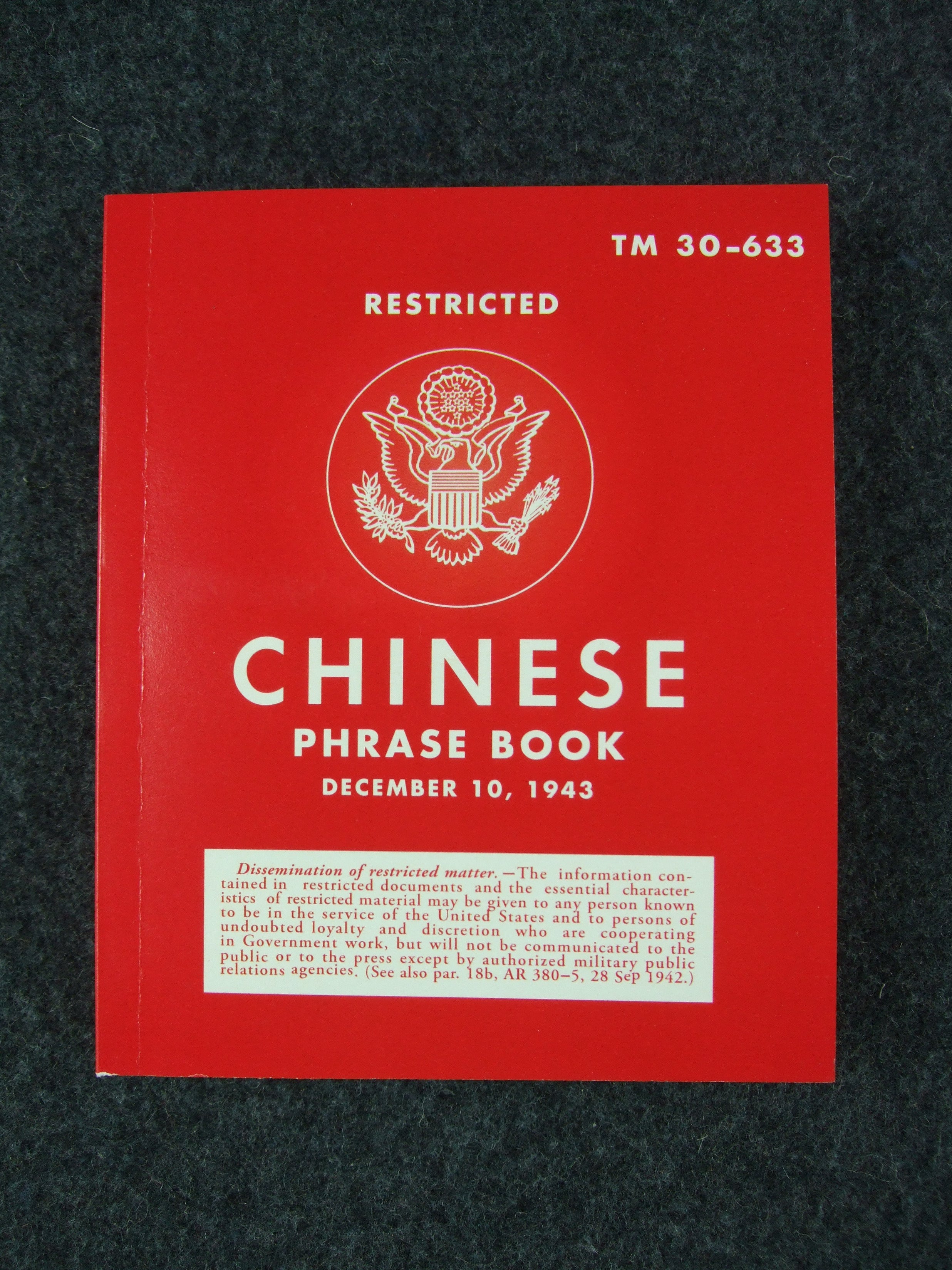 WW2 United States USA English / Chinese Phrase Book TM 30-633