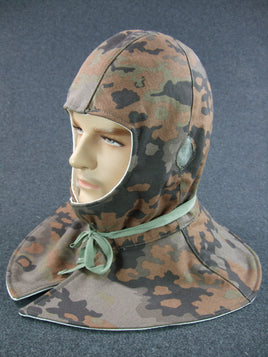 WW2 German Camouflage Reversible To White Winter Hood