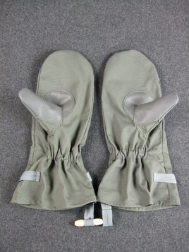 WWII WW2 German Gebirgsjäger Mountain Troops Gauntlets Gloves Grey