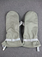 WWII WW2 German Gebirgsjäger Mountain Troops Gauntlets Gloves Grey